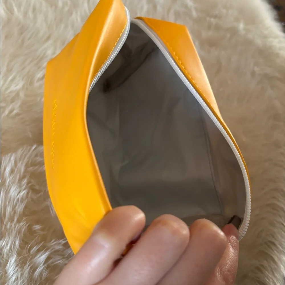 Colorful Women's Clutch Set - Picture 6 of 16